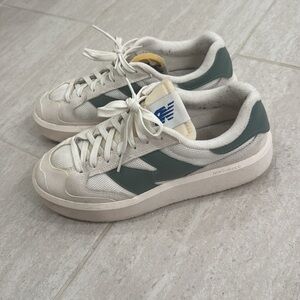 Women’s new balance CT 302